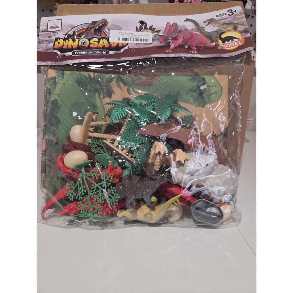 Gomyhom Dinosaur 24 piece play set with activity mat